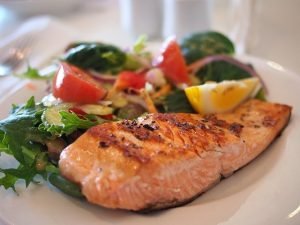 Salmon Dish Food Meal Fish - cattalin / Pixabay